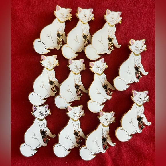 Cat enamel pin set - Picture 2 of 3